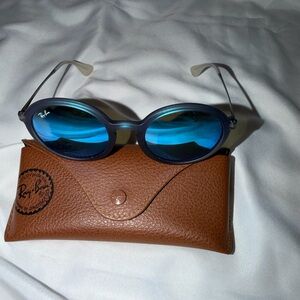 Ray-Ban Ocean Blue Round Sunglasses